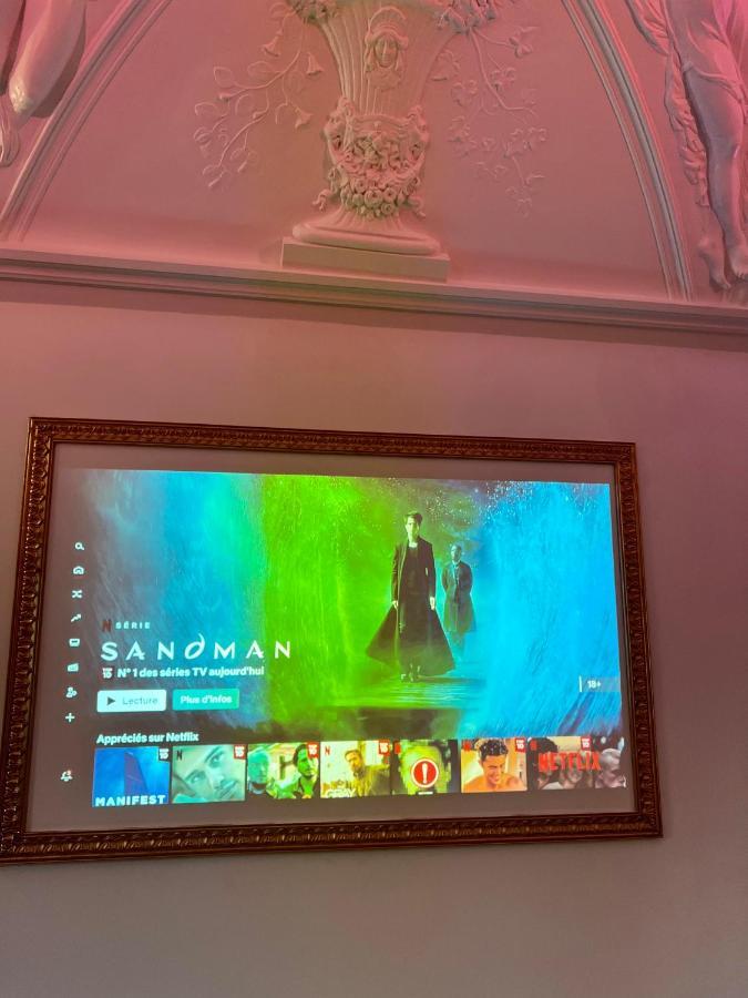 Capsule Art Deco - Jacuzzi - Netflix - Home Cinema - Arcade De Jeux & Nintendo Switch - 2 Chambres - Filet Suspendu Валансьен Экстерьер фото