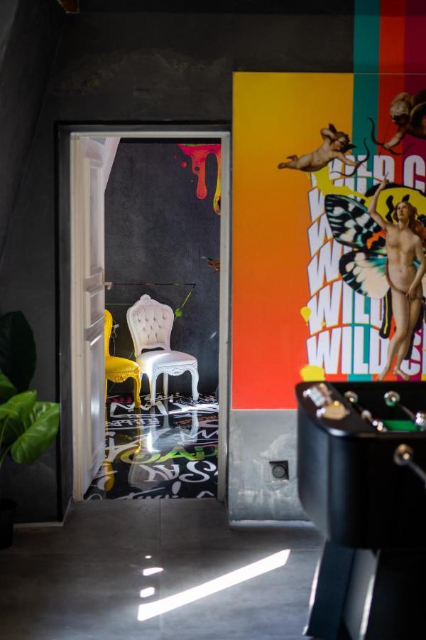Capsule Art Deco - Jacuzzi - Netflix - Home Cinema - Arcade De Jeux & Nintendo Switch - 2 Chambres - Filet Suspendu Валансьен Экстерьер фото