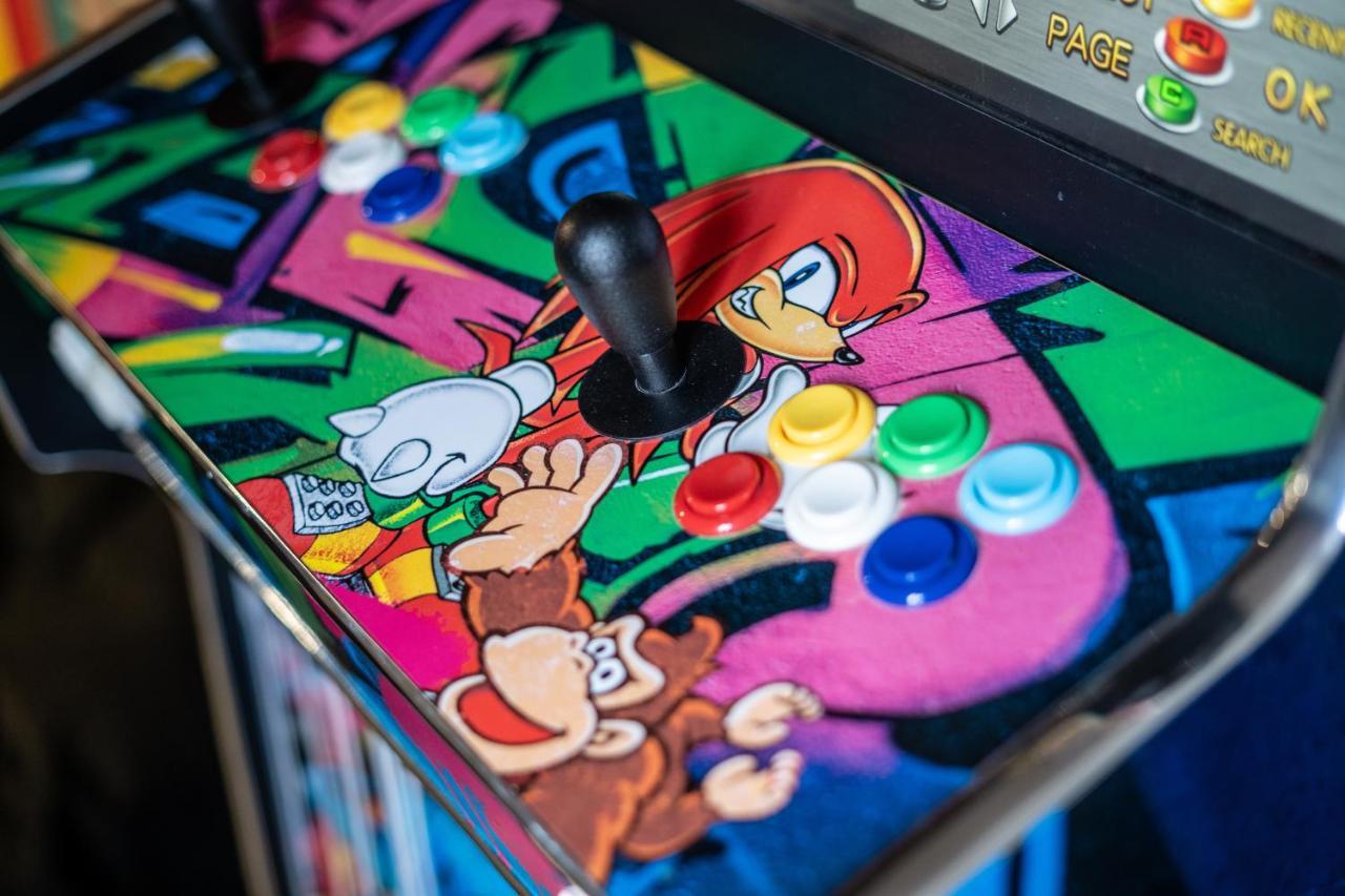 Capsule Art Deco - Jacuzzi - Netflix - Home Cinema - Arcade De Jeux & Nintendo Switch - 2 Chambres - Filet Suspendu Валансьен Экстерьер фото