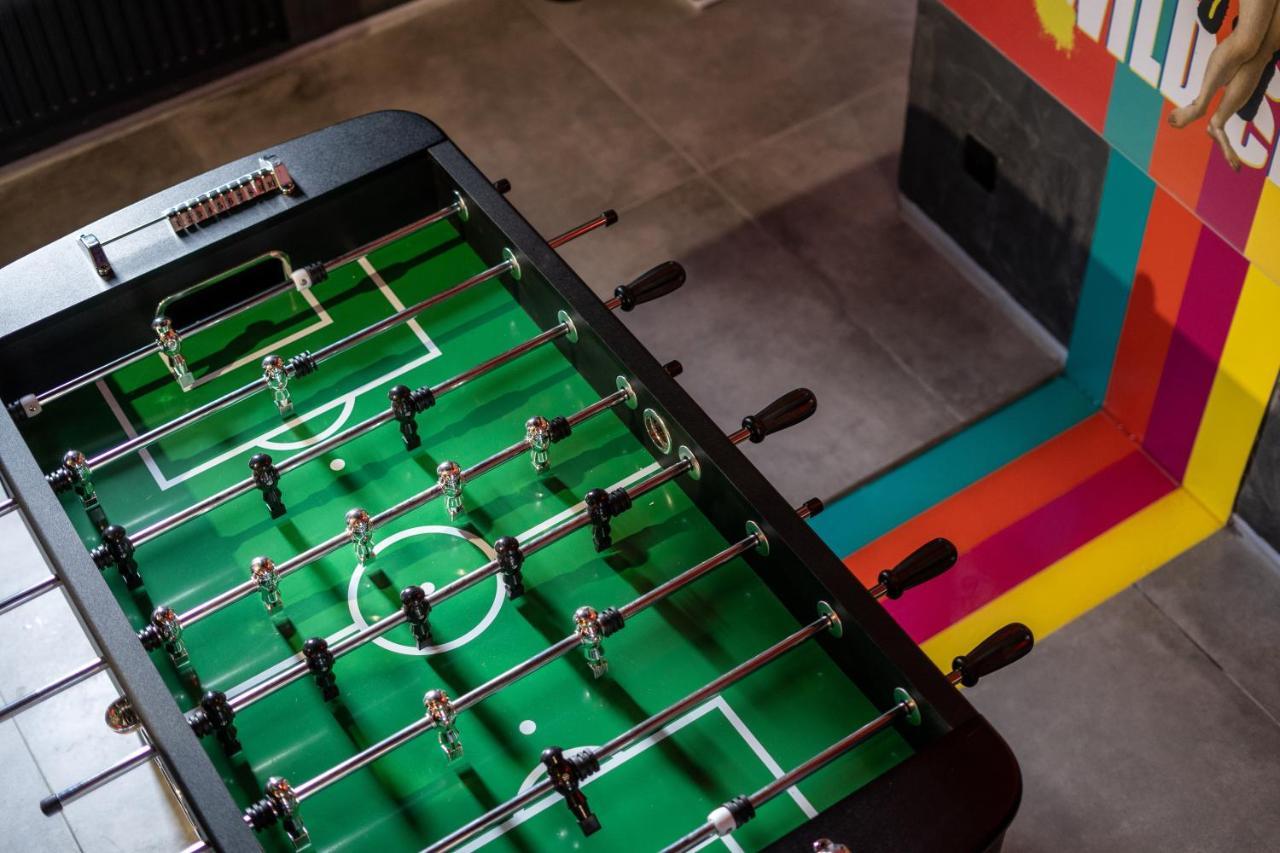 Capsule Art Deco - Jacuzzi - Netflix - Home Cinema - Arcade De Jeux & Nintendo Switch - 2 Chambres - Filet Suspendu Валансьен Экстерьер фото